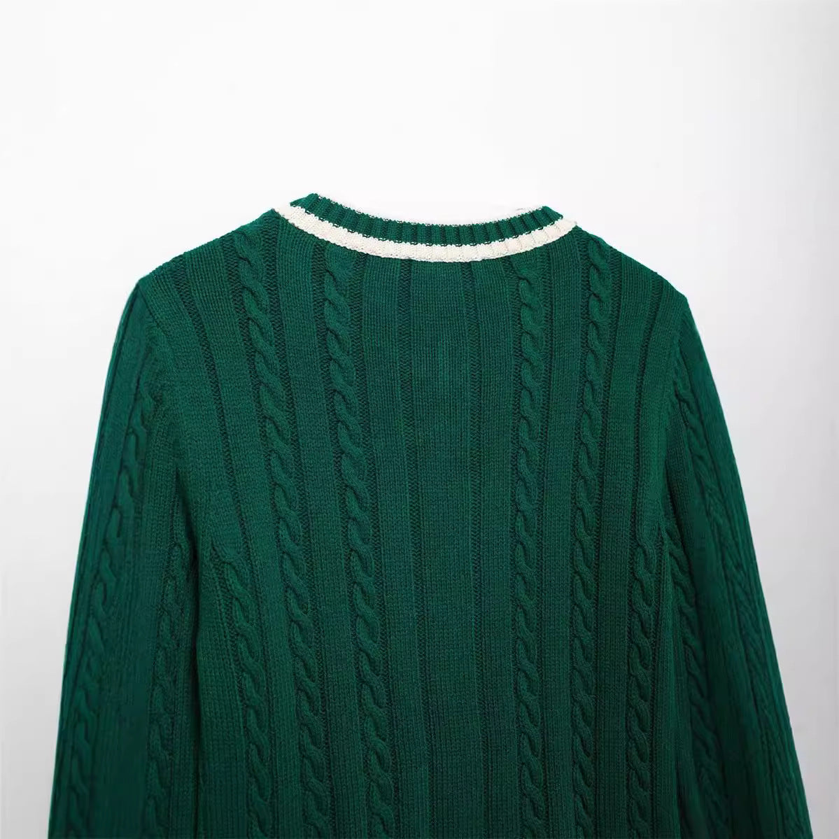 Cable Knit Pullover Sweater