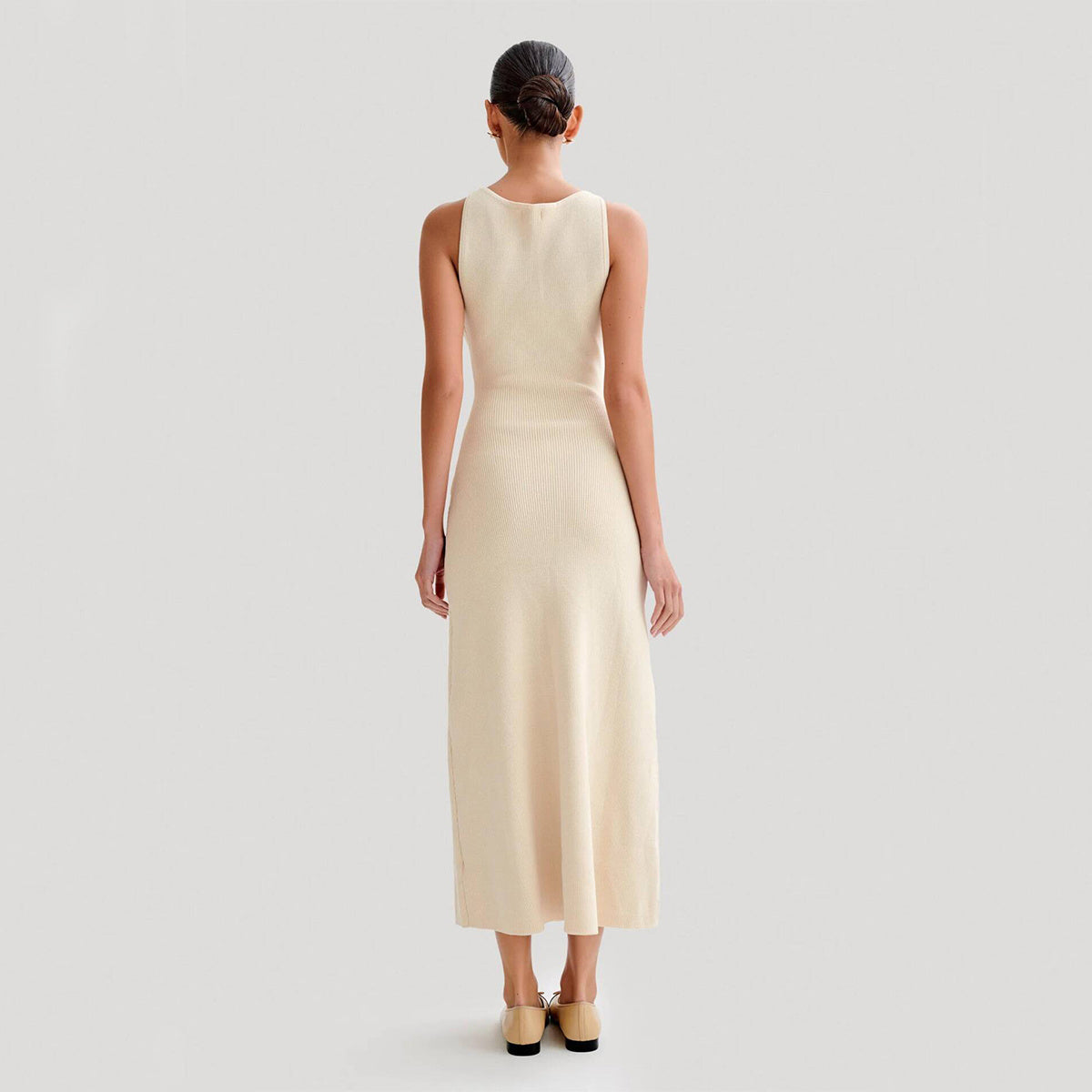Sleeveless Knitted Dress