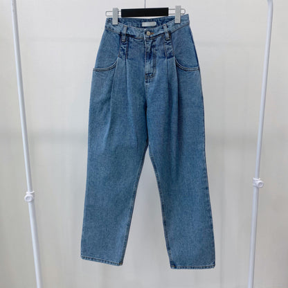 Women's Straight Jeans